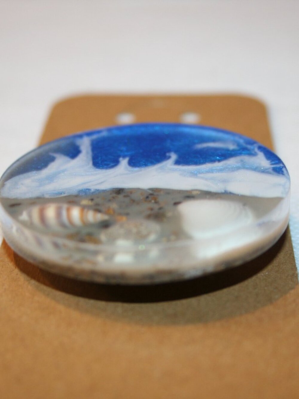 Beach Lover Gift Resin Magnet Ocean Scene Sand Shells Coastal Decor 2" Round - Picture 3 of 5